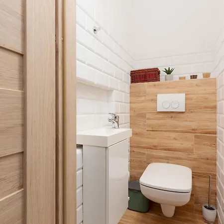 Cosy & Homely Two-room By Renters * Warszawa